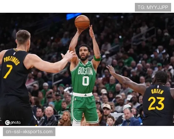 凯尔特人主场大胜雄鹿,塔图姆、布朗合取68分 凯尔特人主场大胜雄鹿,塔图姆、布朗合取68分